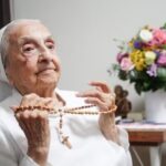 Morre em Porto Alegre, aos 116 anos, a freira considerada a mulher mais velha do mundo