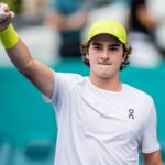 João Fonseca brilha em duelo duro e avança à terceira rodada de Roland Garros pela primeira vez