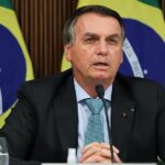 Bolsonaro volta a ter crises de soluço e alterações na pressão