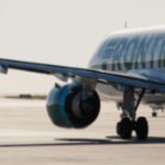 Avião atropela pedestre durante decolagem e voo é cancelado nos Estados Unidos