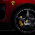 Ferrari apresenta seu primeiro modelo elétrico
