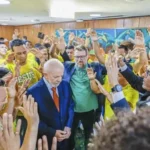 PT tenta conquistar evangélicos com carta aberta