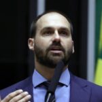A crítica de Eduardo Bolsonaro à direita no Brasil