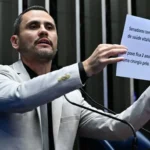 Desistiu de desistir: Cleitinho será candidato ao governo de MG