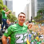 Flávio Bolsonaro manda recado à classe artística do Brasil